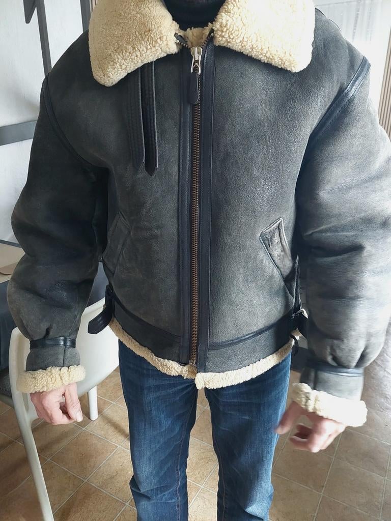 Veste/manteau Avirex, Enlèvement