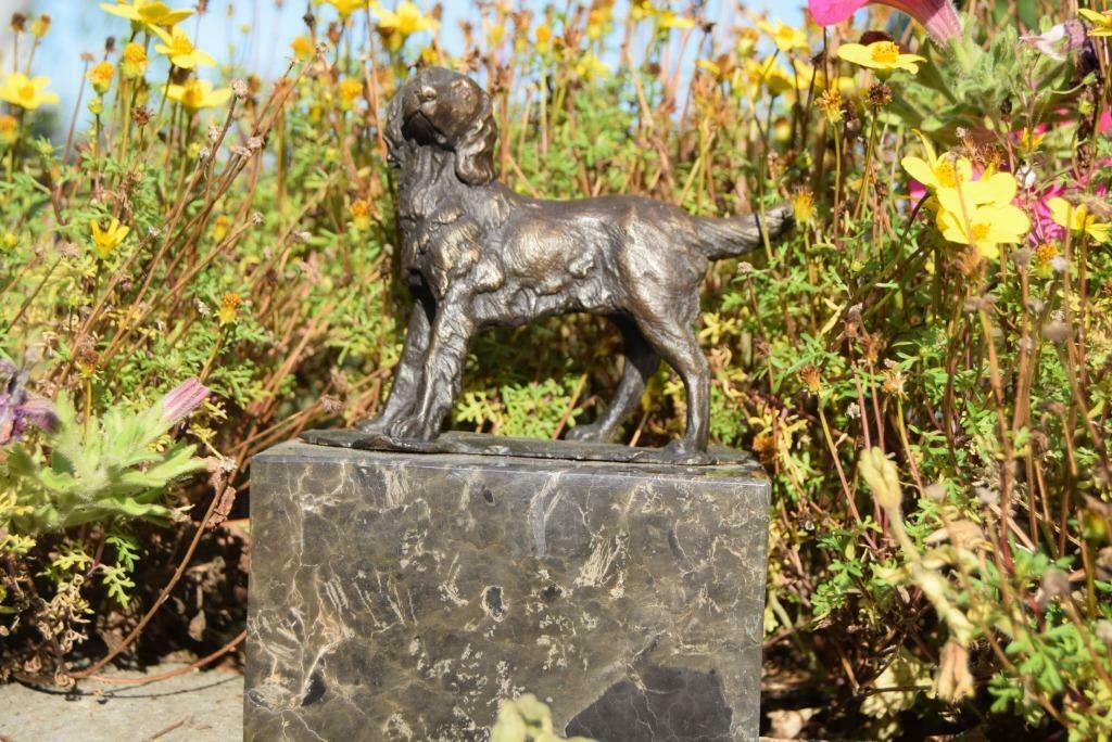 Bronze animalier signé (un chien de chasse), Enlèvement, Bronze
