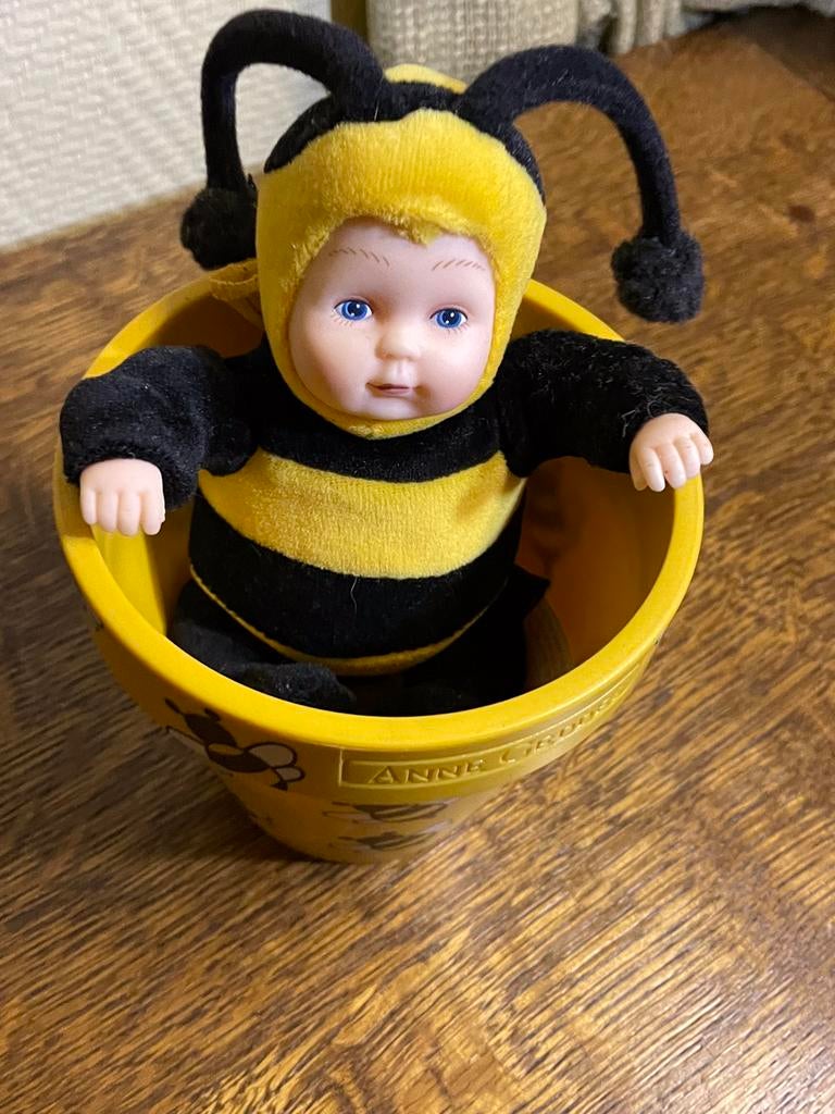 ANNE GEDDES BABY BIJTJE IN BLOEMPOT, Verzamelen, Ophalen of Verzenden