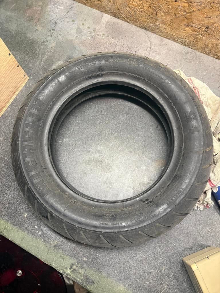 Pneu michelin s1 100/90-10, Enlèvement, Comme neuf