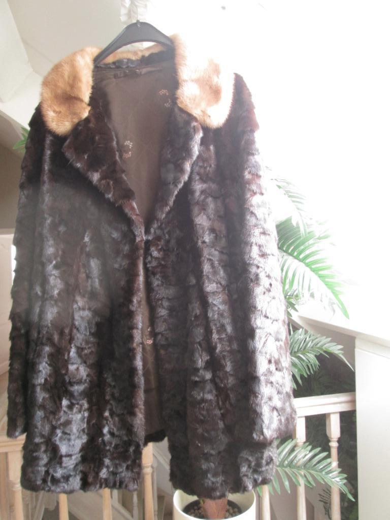 nertsmantels, Ophalen, Zo goed als nieuw
