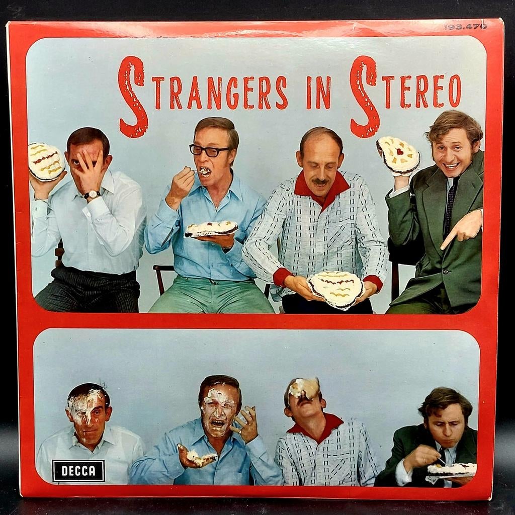 Strangers in Stereo, Ophalen