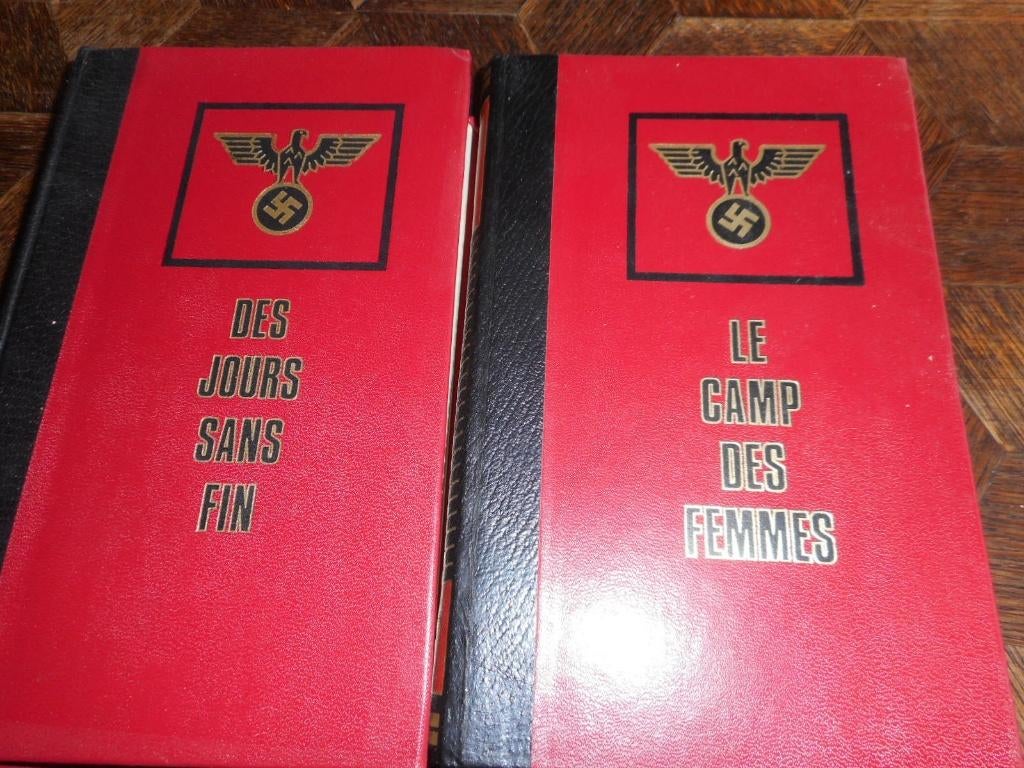 livres, Enlèvement, Armée de terre, Livre ou Revue