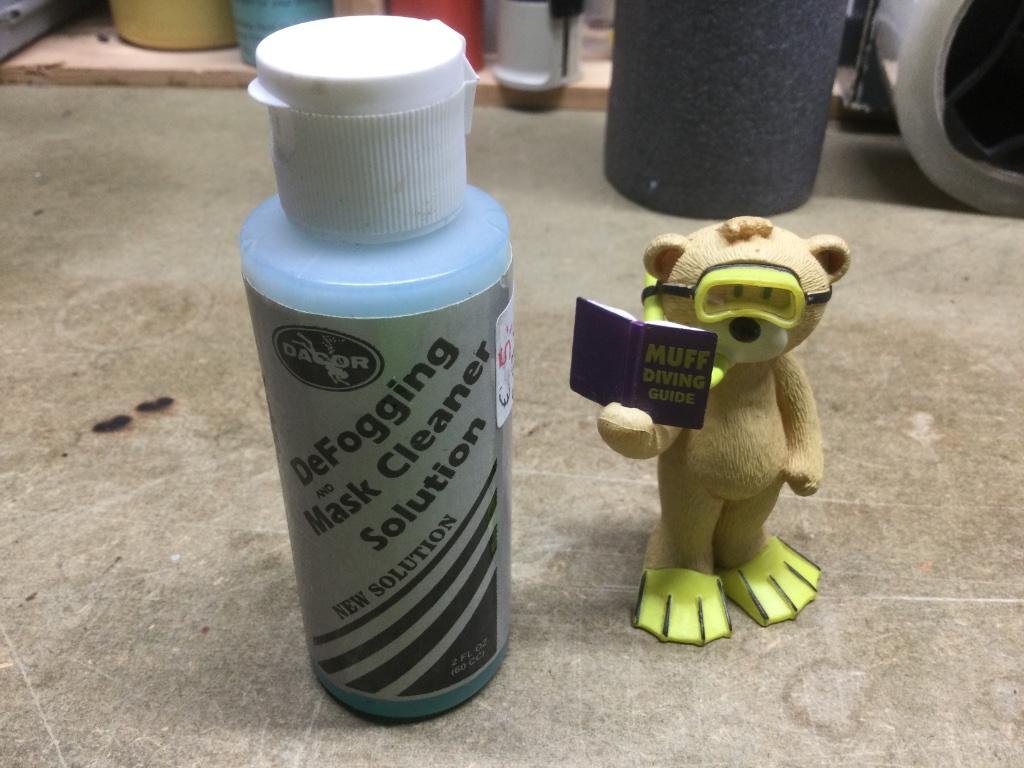 Defogging Mask Cleaner Solution 60cc aan 5€, Sports nautiques & Bateaux, Plongée, Enlèvement ou Envoi, Comme neuf, Lunettes de plongée ou Tuba