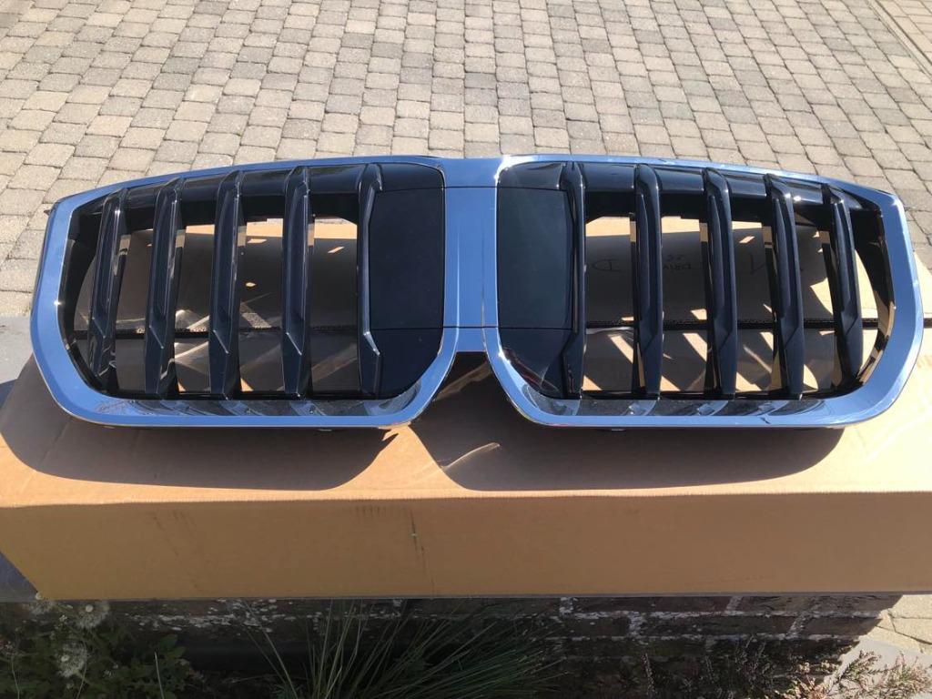 Grille de calandre BMW X1 ( U11 ) X2 (U12) 9883426 - NEUVE, Autos : Pièces & Accessoires, Carrosserie & Tôlerie, Enlèvement, Neuf