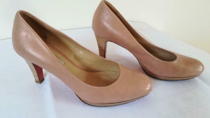 586A* LODI superbes escarpins taupe tout cuir (38), Porté, Escarpins