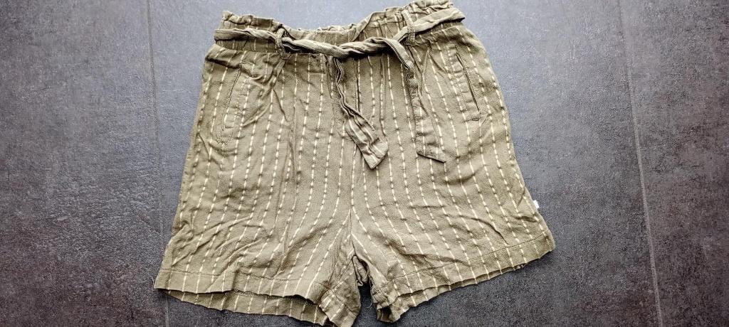 short Someone maat 164, Kinderen en Baby's, Kinderkleding | Maat 164, Broek, Meisje, Ophalen of Verzenden, Zo goed als nieuw