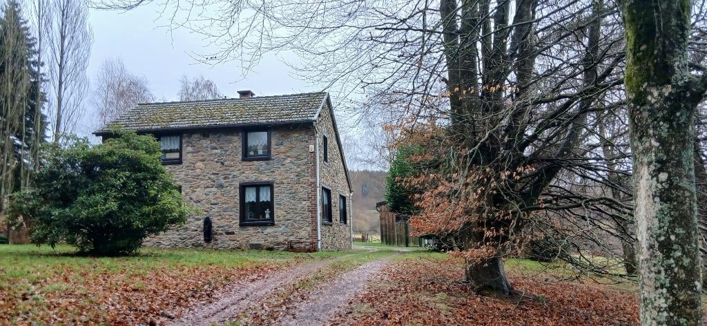 Huis te koop met paardenboxen in TROIS PONTS, Immo, 114 m², Vrijstaande woning, Provincie Luik, 1500 m² of meer