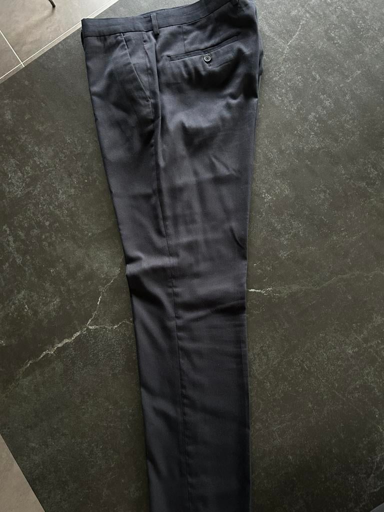 Donkerblauw maatpak van het merk Jules, Ophalen, Zo goed als nieuw, Overige maten