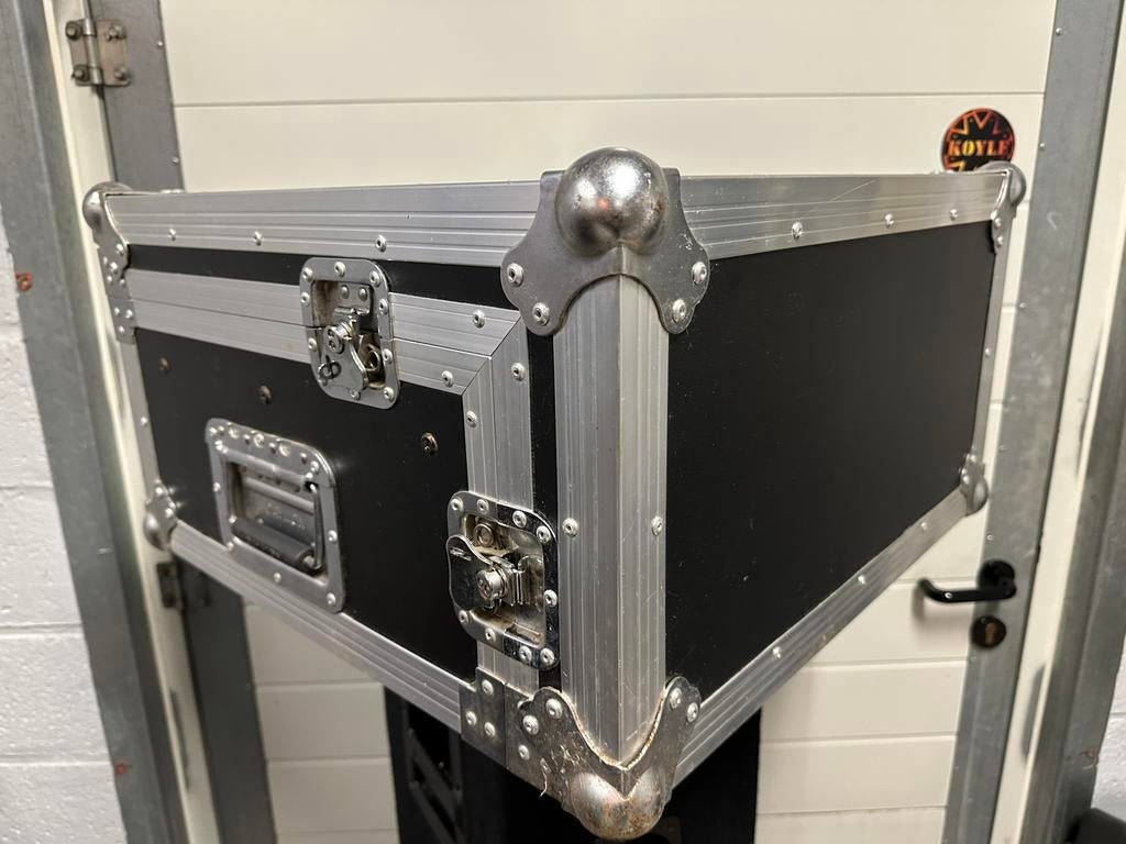 Caymon Dj L case, Ophalen, Nieuw