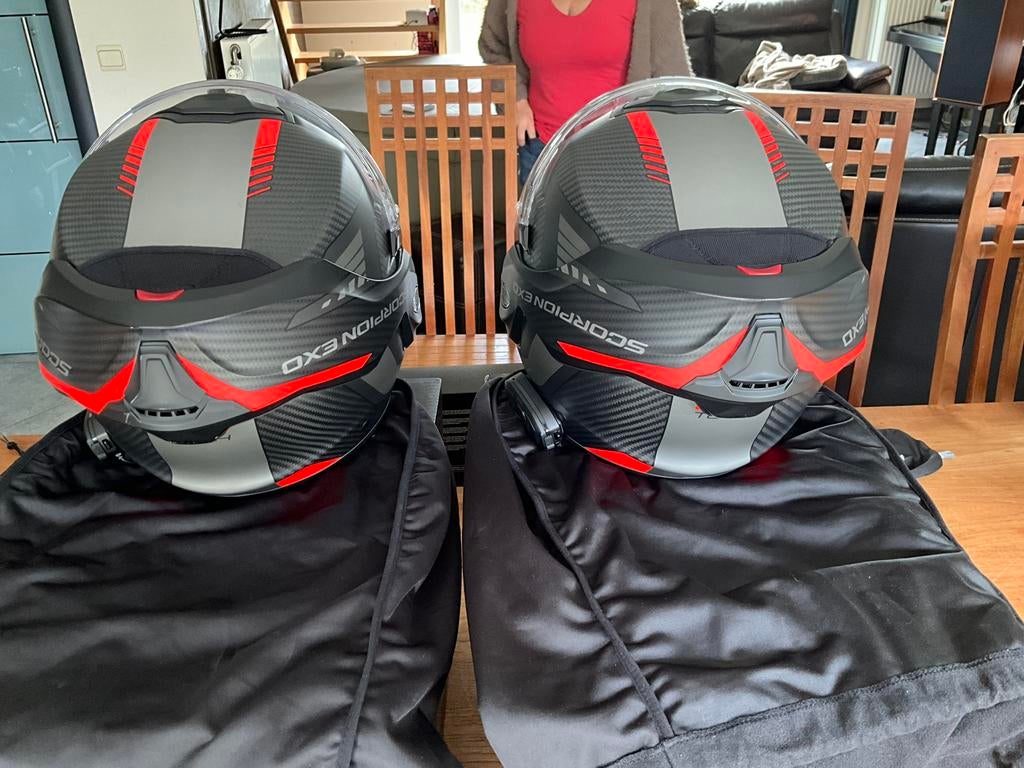 Casque Scorpion EXO porté une fois, Enlèvement, L