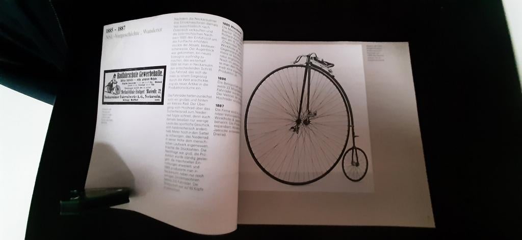 Audi Rad der Zeit 1987 Overzicht AUDI 145 Pagina's, Enlèvement ou Envoi, Audi