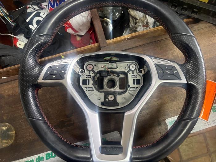 Volant d'un Mercedes A-Klasse, Autos : Pièces & Accessoires, Commande, Mercedes-Benz, Utilisé, 3 mois de garantie, Enlèvement ou Envoi