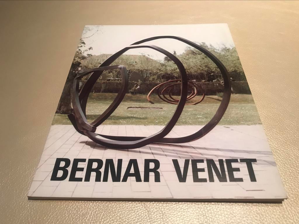 Bernar Venet Sculptures 50pag, Ophalen of Verzenden, Zo goed als nieuw, Beeldhouwkunst