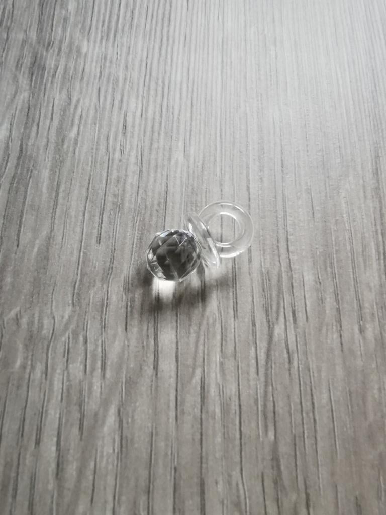 Plastiek tutje - 3 cm, Overige materialen, Ophalen of Verzenden, Zo goed als nieuw, Overige kleuren