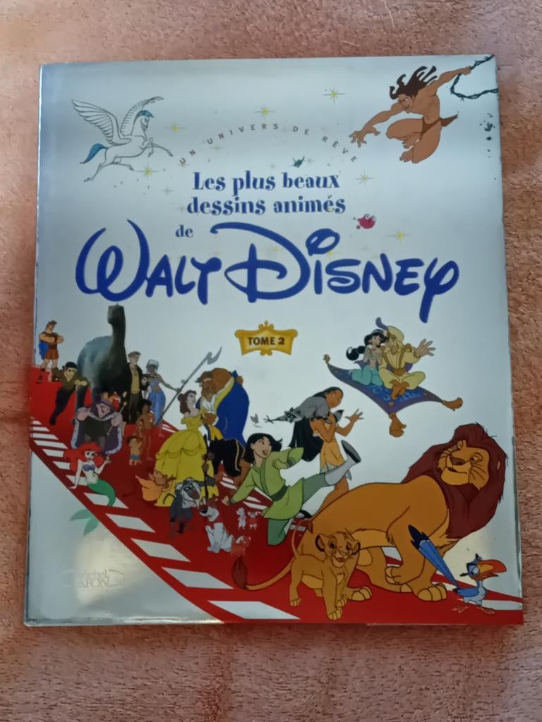 Livre ,Les plus beaux dessins animés de Walt Disney, Enlèvement ou Envoi, Comme neuf, Livre de lecture