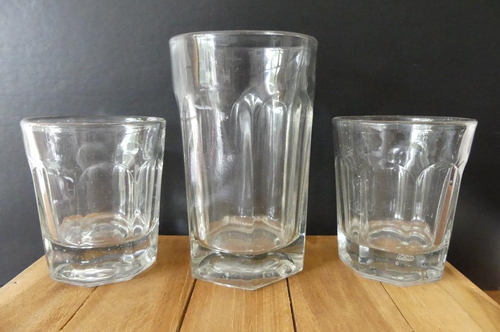 3 oude glazen, Enlèvement ou Envoi
