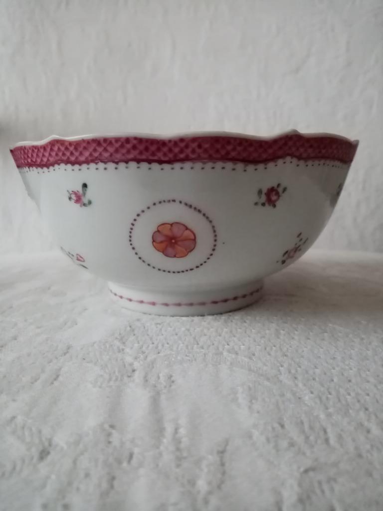 Bol  Chinoise en porcelaine  1750/80 Qianlong periode, Antiquités & Art, Enlèvement ou Envoi