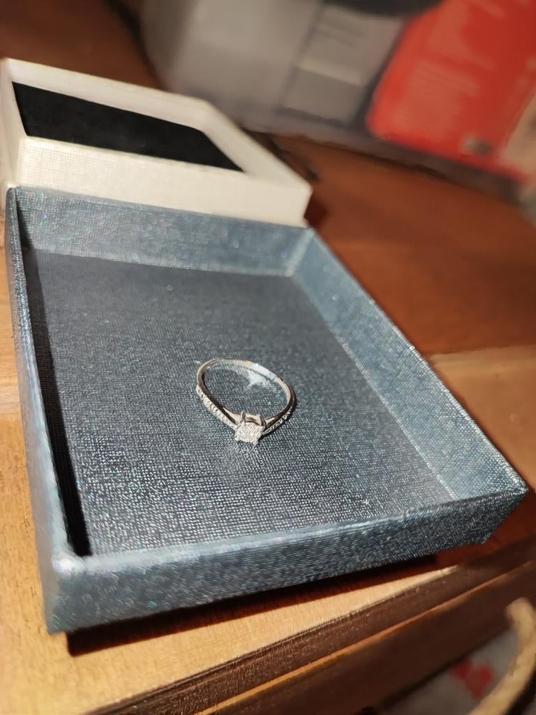 Gouden ring (18kt) met diamantjes, Handtassen en Accessoires, Ringen, Ophalen of Verzenden, Nieuw, Goud, Goud