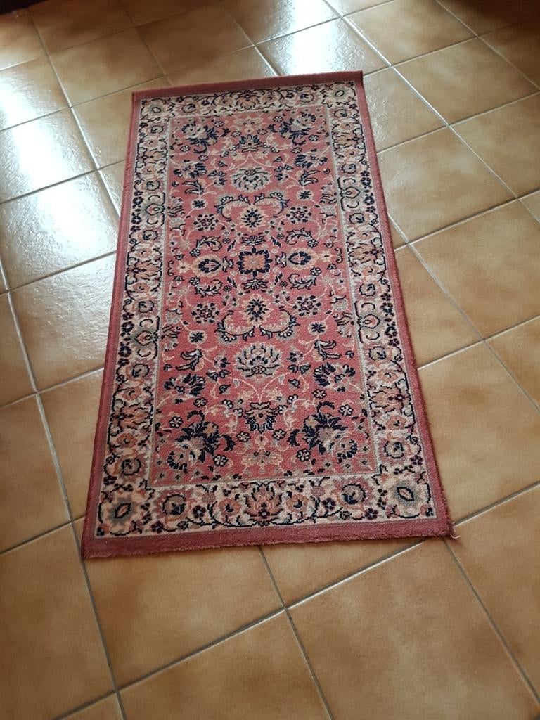Très beau tapis pour le lit ou dans le couloir, Maison & Meubles, Enlèvement, Comme neuf, Rectangulaire