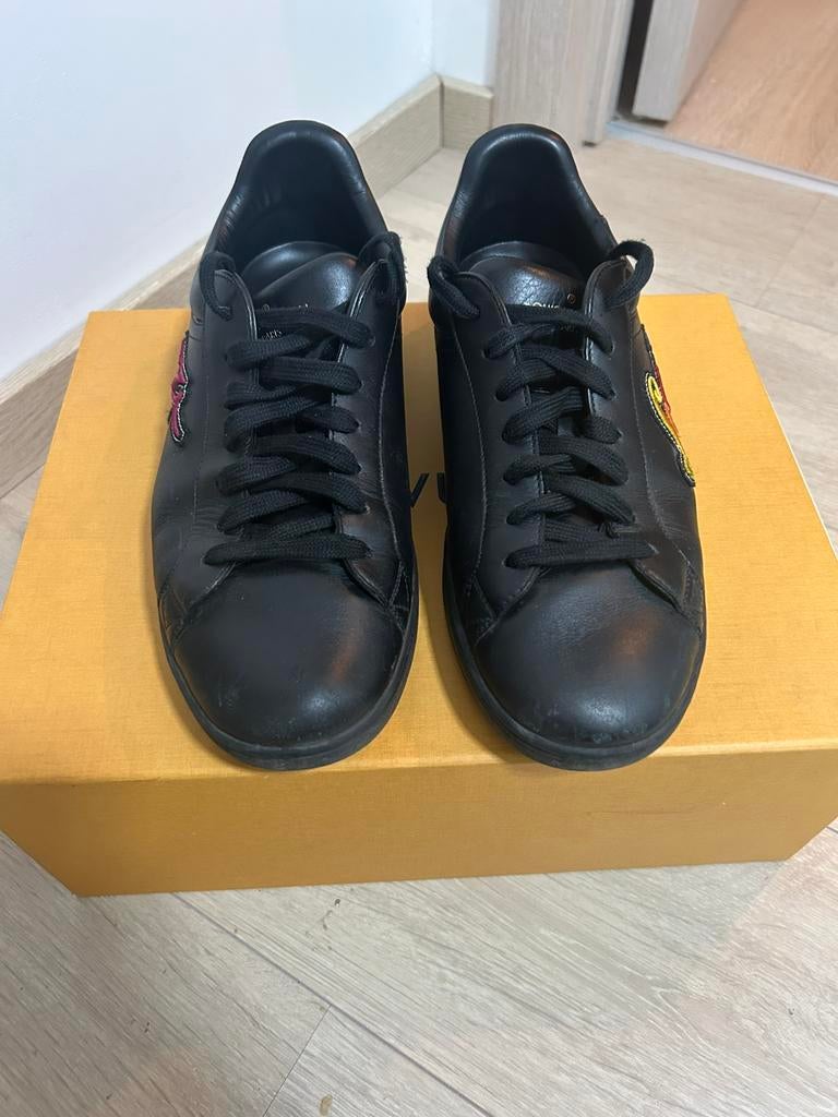 Chaussures Louis vuitton, Vêtements | Hommes, Chaussures, Chaussures à lacets, Enlèvement, Porté, Noir