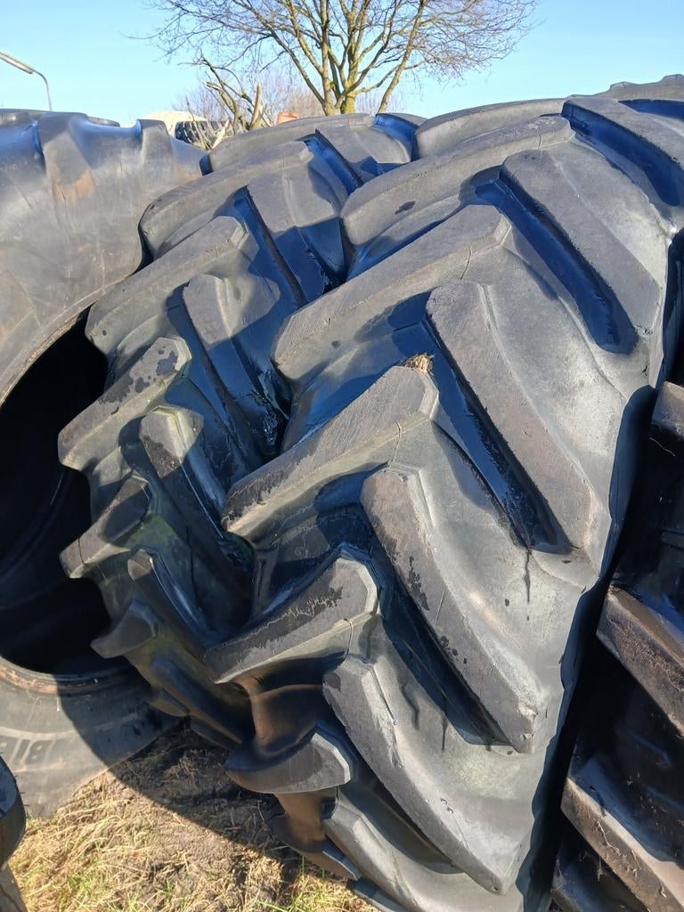 diverse michelin banden en velgen fendt jd mf ford case fiat, Zakelijke goederen, Landbouw | Onderdelen | Banden, Velgen en Assen