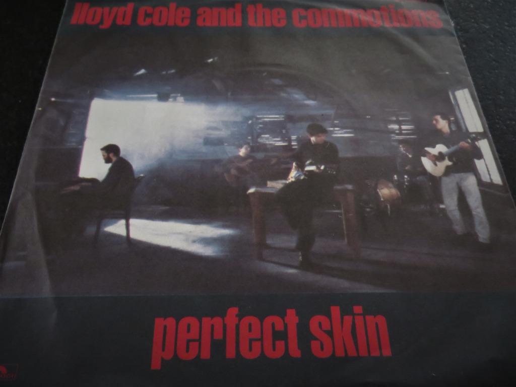 LLOYD COLE AND THE COMMOTIONS - Perfect Skin 7" VINYL 1985, Cd's en Dvd's, Ophalen of Verzenden, Gebruikt, Overige formaten, Poprock