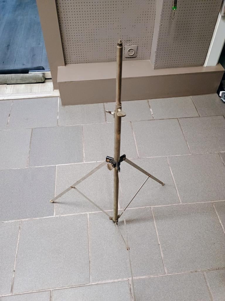 Statief voor foto of filmcamera, metalen stevige uitvoering, Ophalen of Verzenden, Zo goed als nieuw