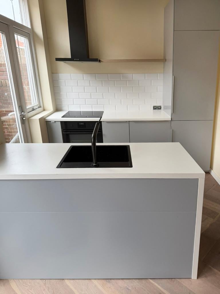 Complete recente IKEA tweedelig keuken met alle apparatuur, Ophalen, Grijs