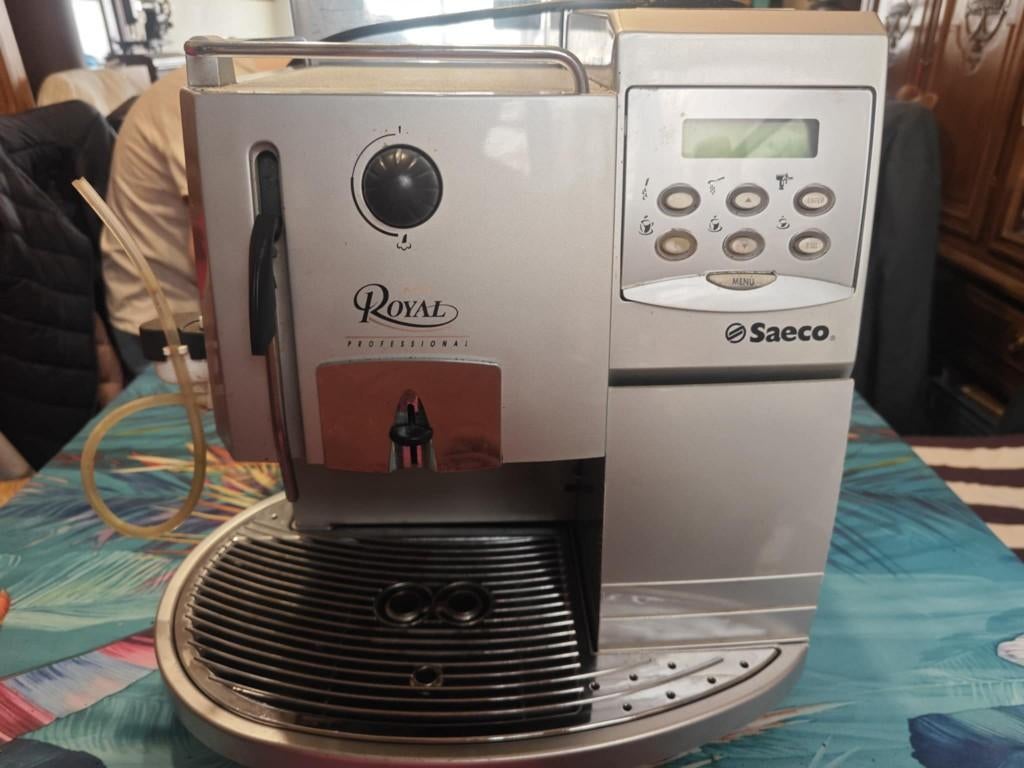 machine à expresso, Electroménager, Machine à espresso, Réservoir d'eau amovible, Café en grains, Enlèvement