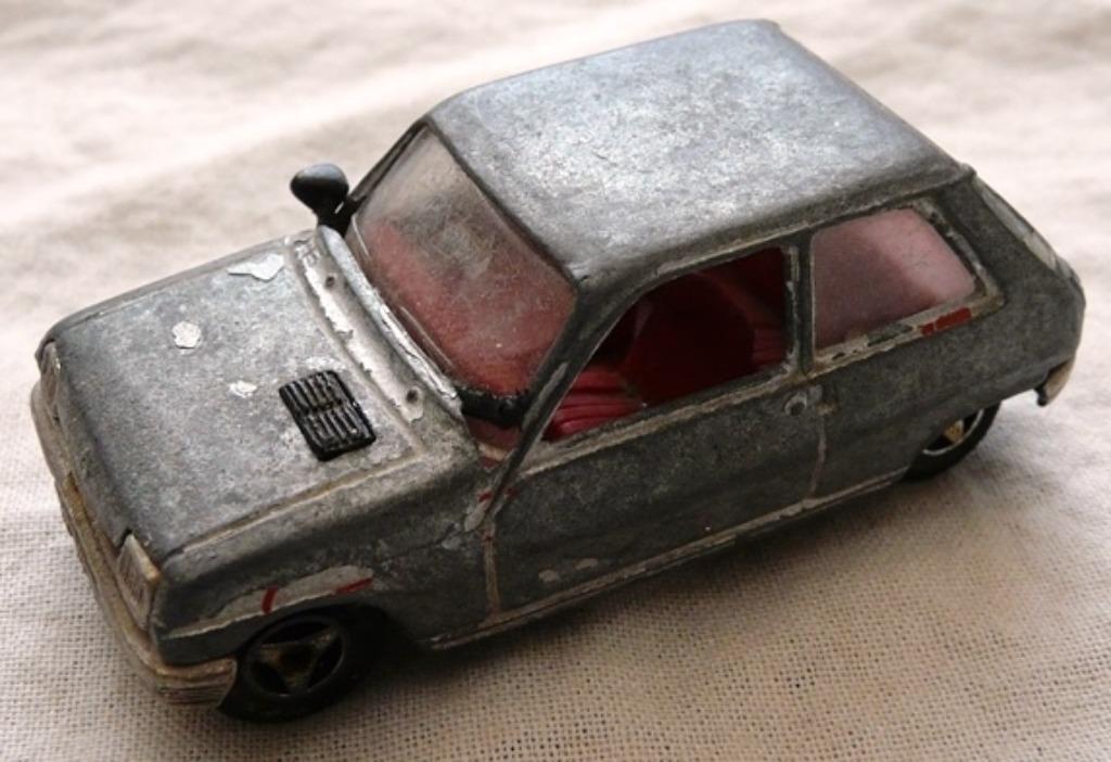 Modelauto, Majorette, 1:55, No.257 Renault 5 Silver, 1980-81, Enlèvement ou Envoi, Utilisé, Voiture