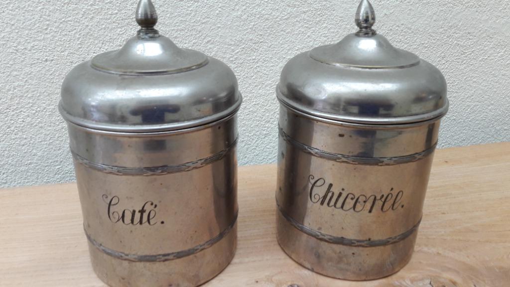 Koffiepotjes, Ophalen
