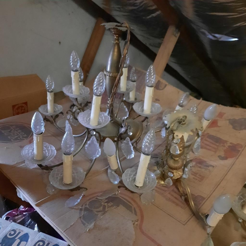Lusters van op zolder . In koper en met belletjes ., Ophalen