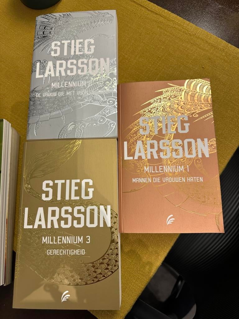 3 boeken van Stieg Larsson, Enlèvement, Comme neuf