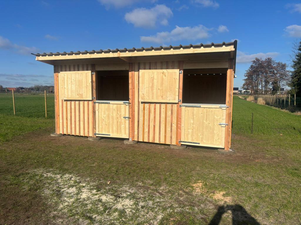 Dubbele box 3x6, Animaux & Accessoires, Box & Pâturages, Pâturage, 2 ou 3 chevaux ou poneys