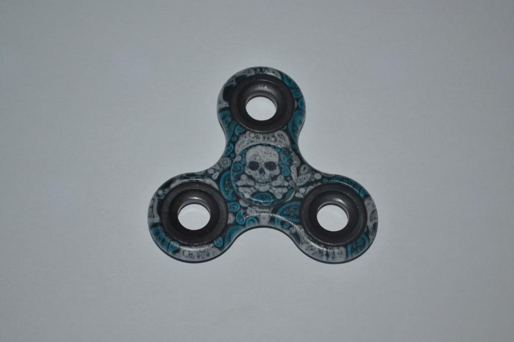Fidget Spinner met doodskop op, Verzamelen, Ophalen of Verzenden, Nieuw