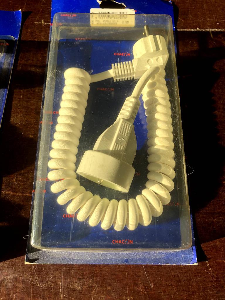 3 vintage verlengsnoeren, Enlèvement ou Envoi, Neuf, Câble ou Fil électrique