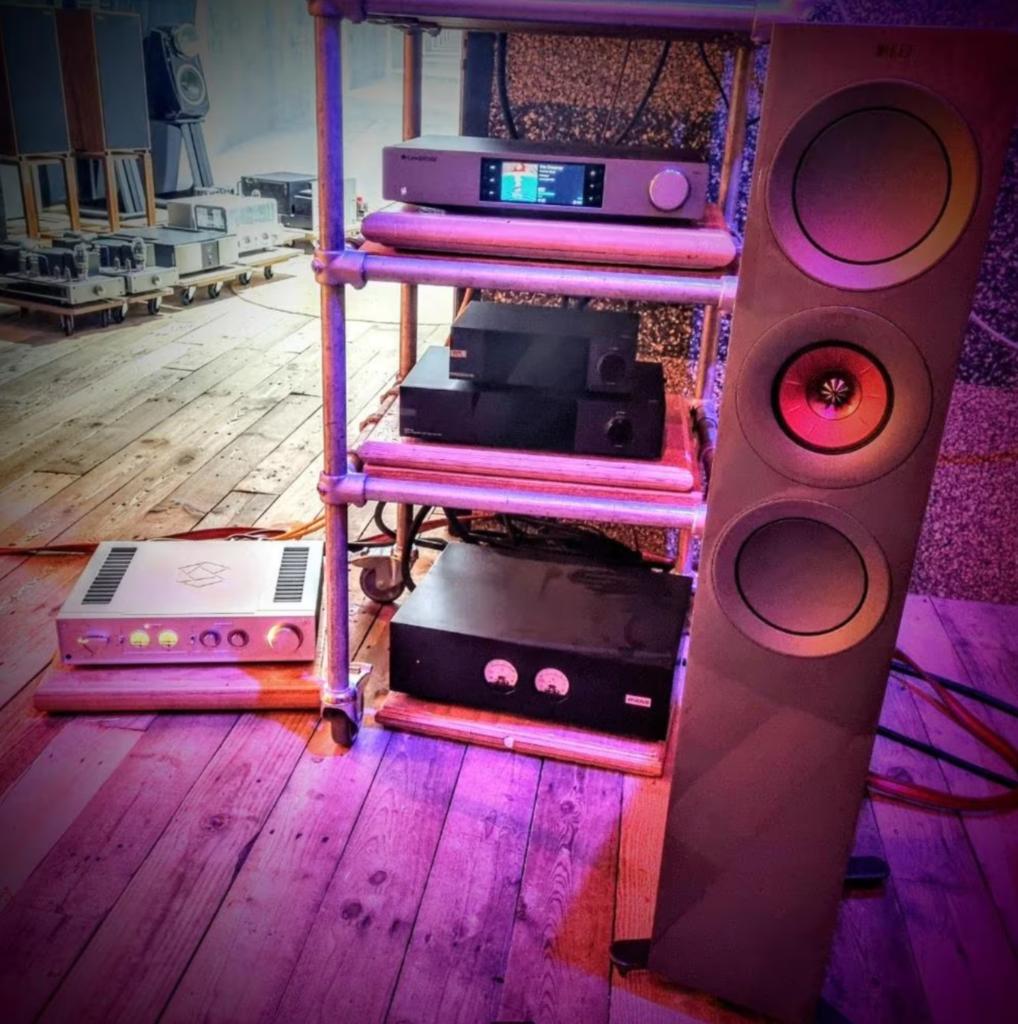 Freakcombo! KEF R7 / Rose RA280 / Cambridge CXN100 *Sessie?, Enlèvement ou Envoi, Comme neuf, Haut-parleurs Frontaux, Arrière ou Stéréo