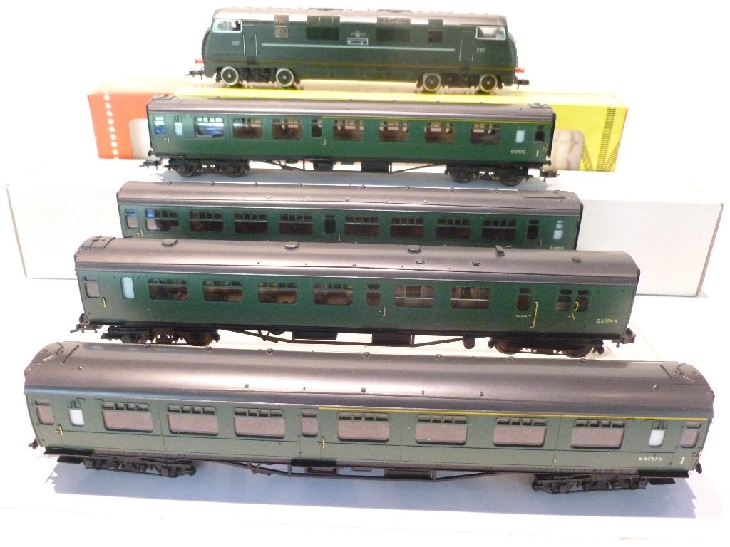 TRAINS HO, Enlèvement ou Envoi, Fleischmann, Comme neuf, Courant continu