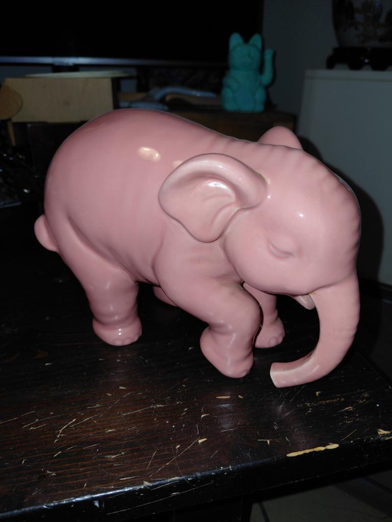 Delirium tapkraan roze olifant, Ophalen of Verzenden