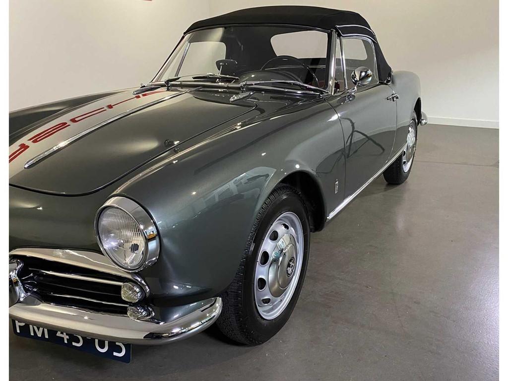 Alfa Romeo Giulietta Spider Cabriolet Oldtimer, Auto's, Cabriolet, Bedrijf, Handgeschakeld, Alfa Romeo