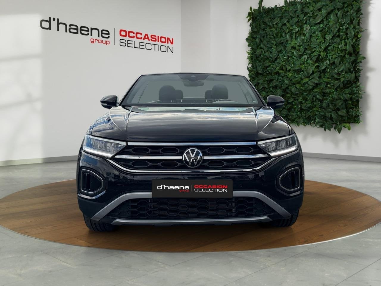 Volkswagen T-Roc Cabriolet 1.0 TSI Style Business, Autos, Achat, Cabriolet, Boîte manuelle, https://public.car-pass.be/vhr/df18d7f8-e376-4d9e-bed0-94ce3f4a2978