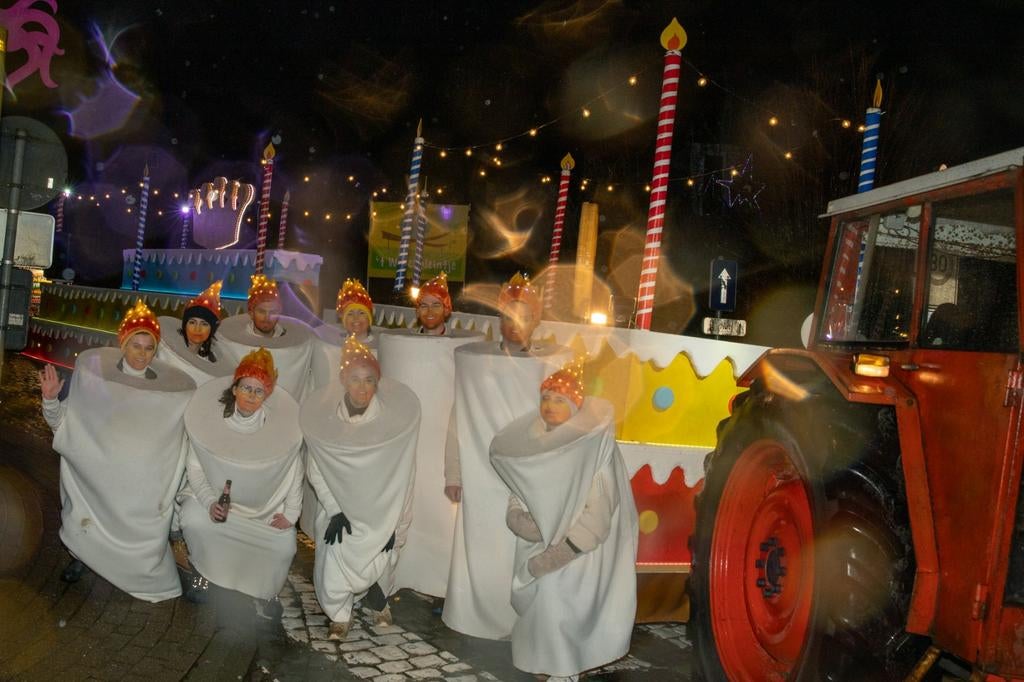 Carnavalskostuums, Enlèvement