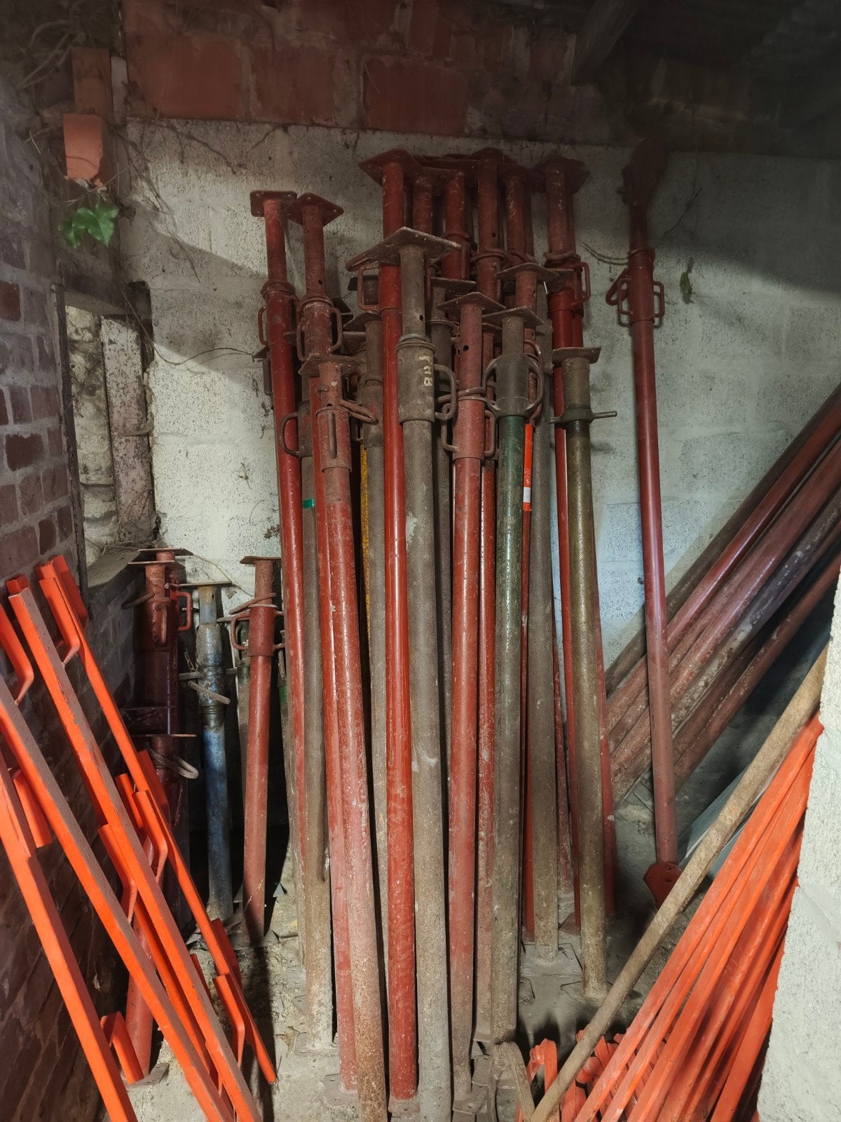 étançons, Bricolage & Construction, Enlèvement