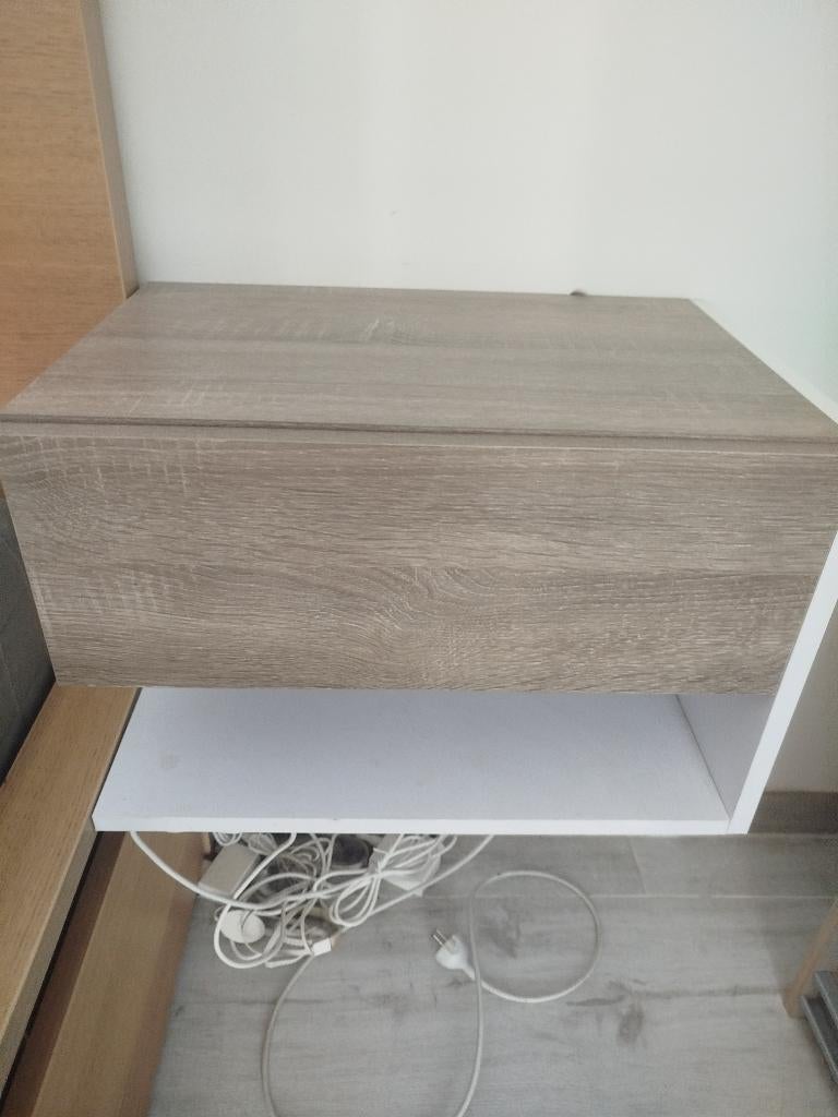 Tables de nuit, Neuf, Enlèvement, Bois, 45 à 65 cm