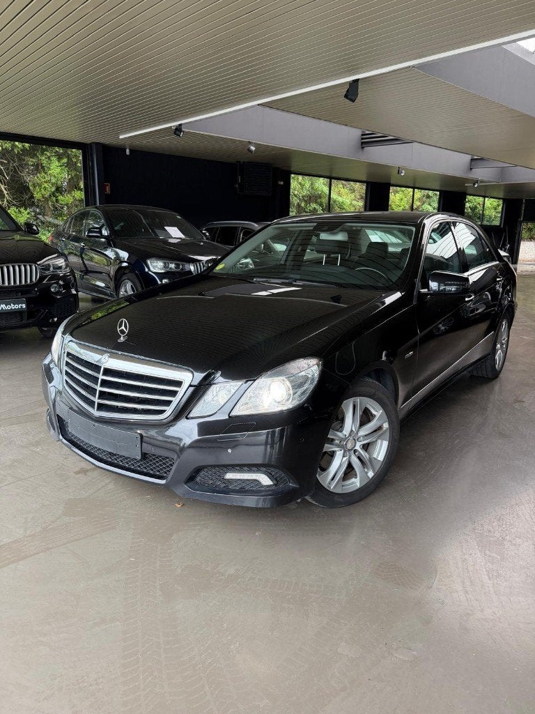 Mercedes E250 CDI AVANTGARDE *XENON*LEDER*NAVİ, Autos, Euro 5, Achat, 4 portes, Entreprise
