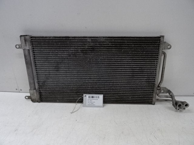 RADIATEUR CLIMATISATION Volkswagen Polo V (6R) (6R0820411D), Volkswagen, Mevr. I. Hauben, Utilisé, Rue de l'Espoir 34 34
4030  GRIVEGNÉE, BE