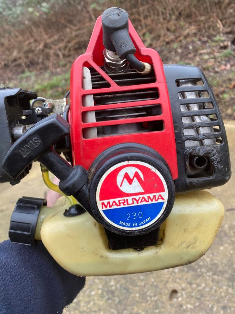 Coupe-bordure Maruyama, Enlèvement, Comme neuf