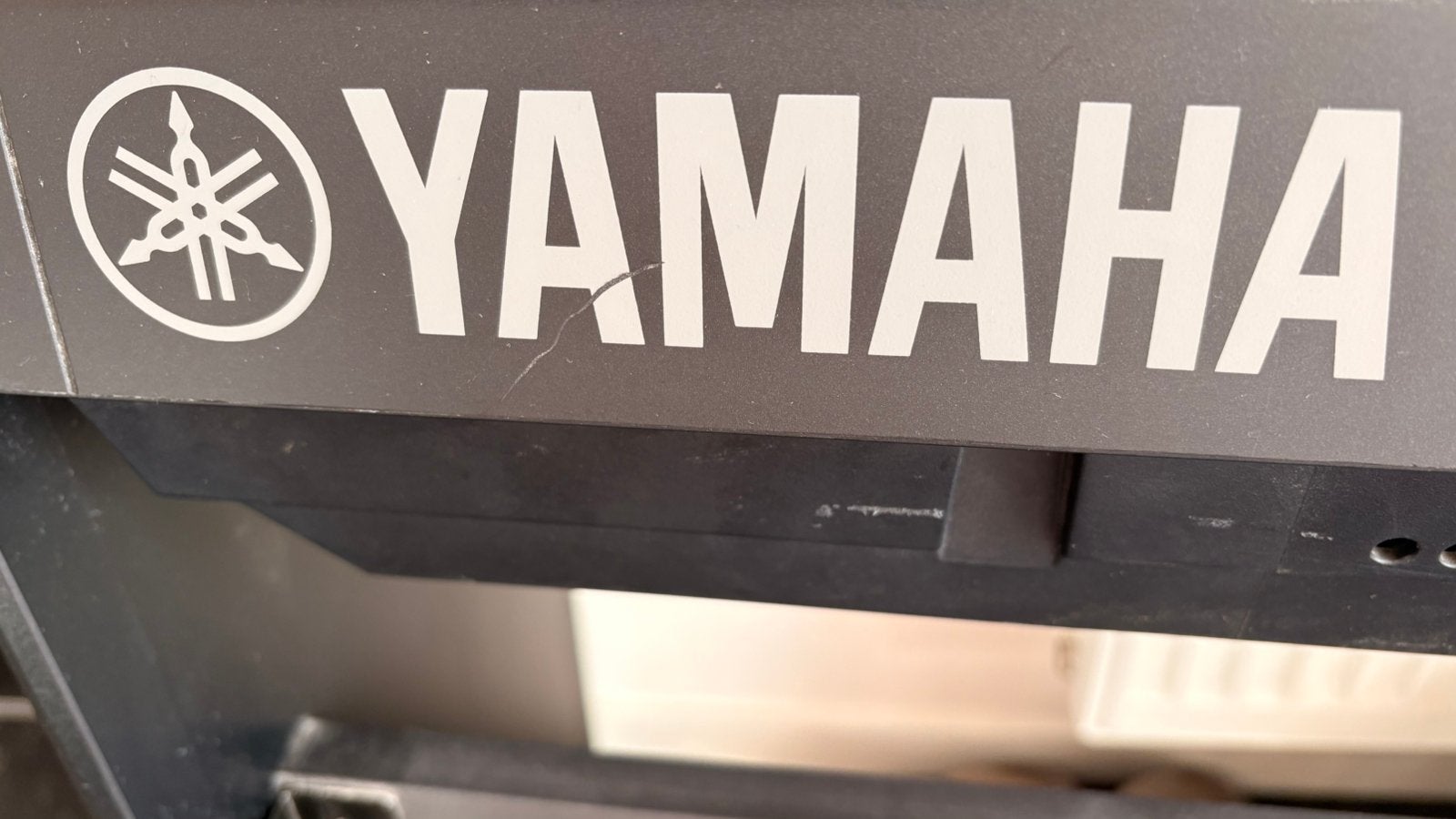 Piano Yamaha P-105, Enlèvement ou Envoi, Utilisé, Noir, Piano