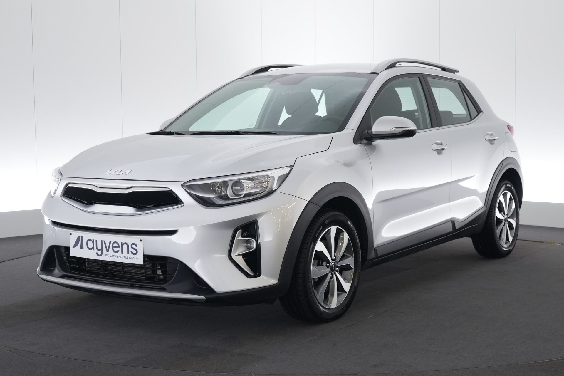 (2GRH920) KIA STONIC, Argent ou Gris, Achat, 998 cm³, Carnet d'entretien